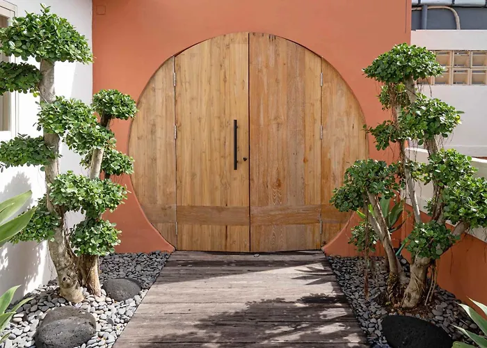 Biro - Stylish 2br Umalas With Ac Living & Rice Field Views *