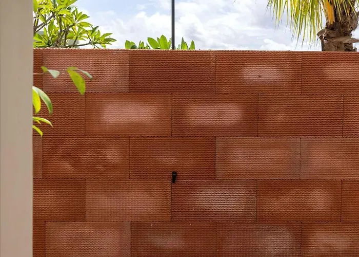 Biro - Stylish 2br Umalas With Ac Living & Rice Field Views Villa *