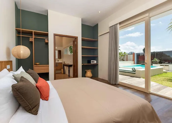 Biro - Stylish 2br Umalas With Ac Living & Rice Field Views * Canggu (Bali)