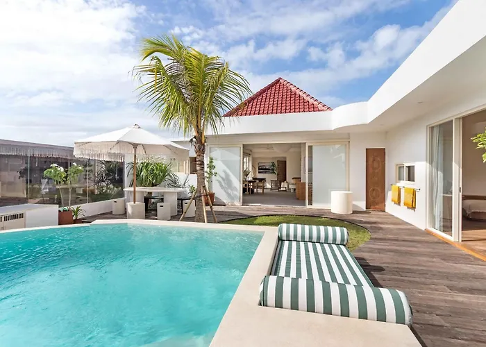 Biro - Stylish 2br Umalas With Ac Living & Rice Field Views * Canggu (Bali)